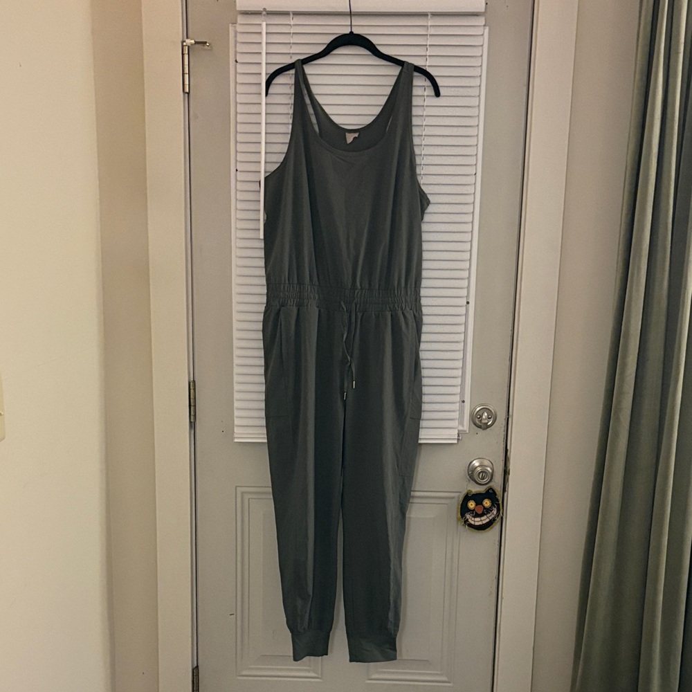 CALIA by Carrie Underwood Charcoal Jumpsuit